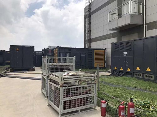 长安除了定期检查，还有哪些方法可以及时发现接触式转速表探头的磨损？